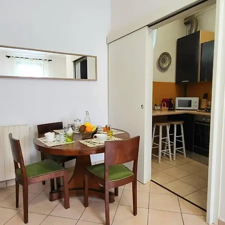 דירה Casa Pascoli ראבנה