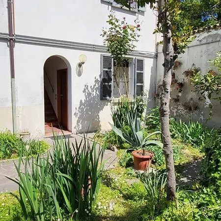 Casa Pascoli דירה ראבנה